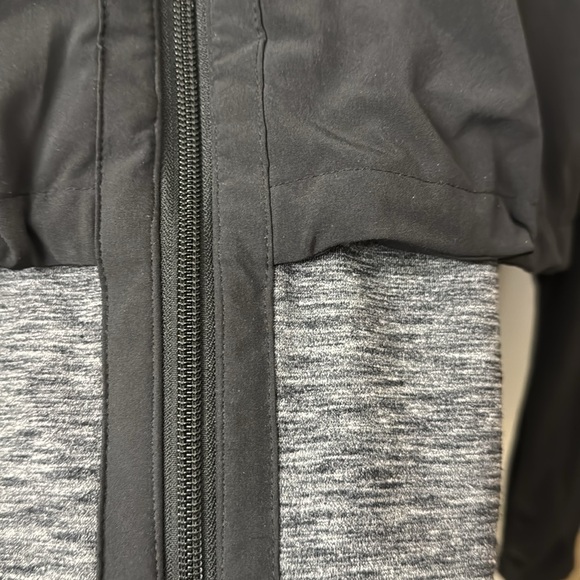 Athleta Run Jacket - Picture 9 of 10